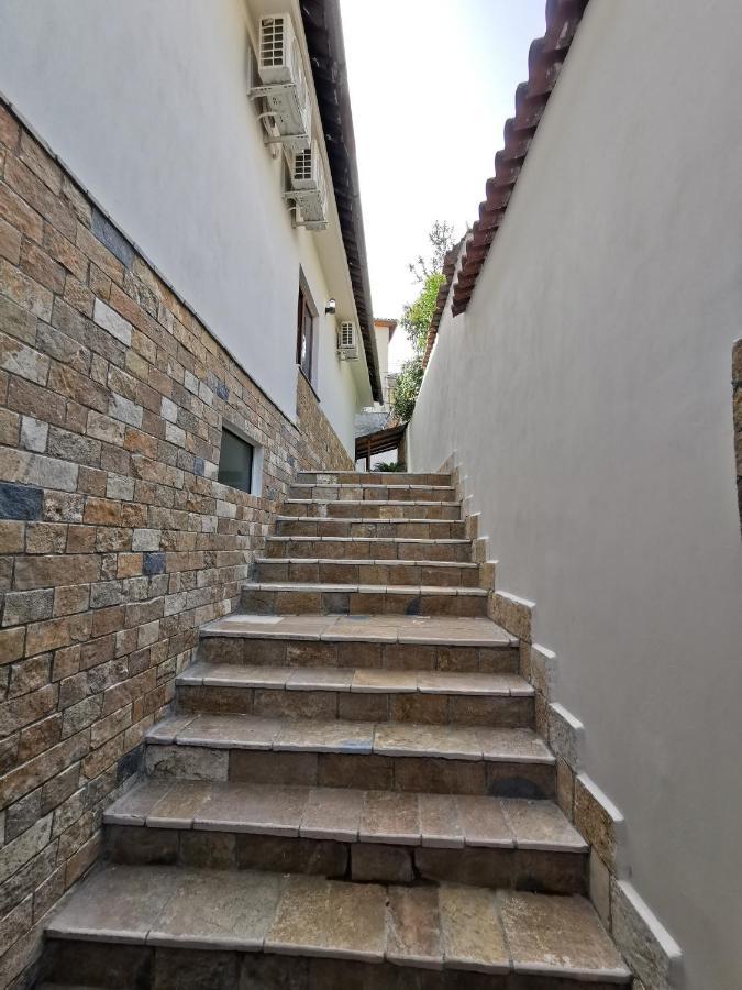 培拉特Bujtina Valgent住宿加早餐旅馆 外观 照片